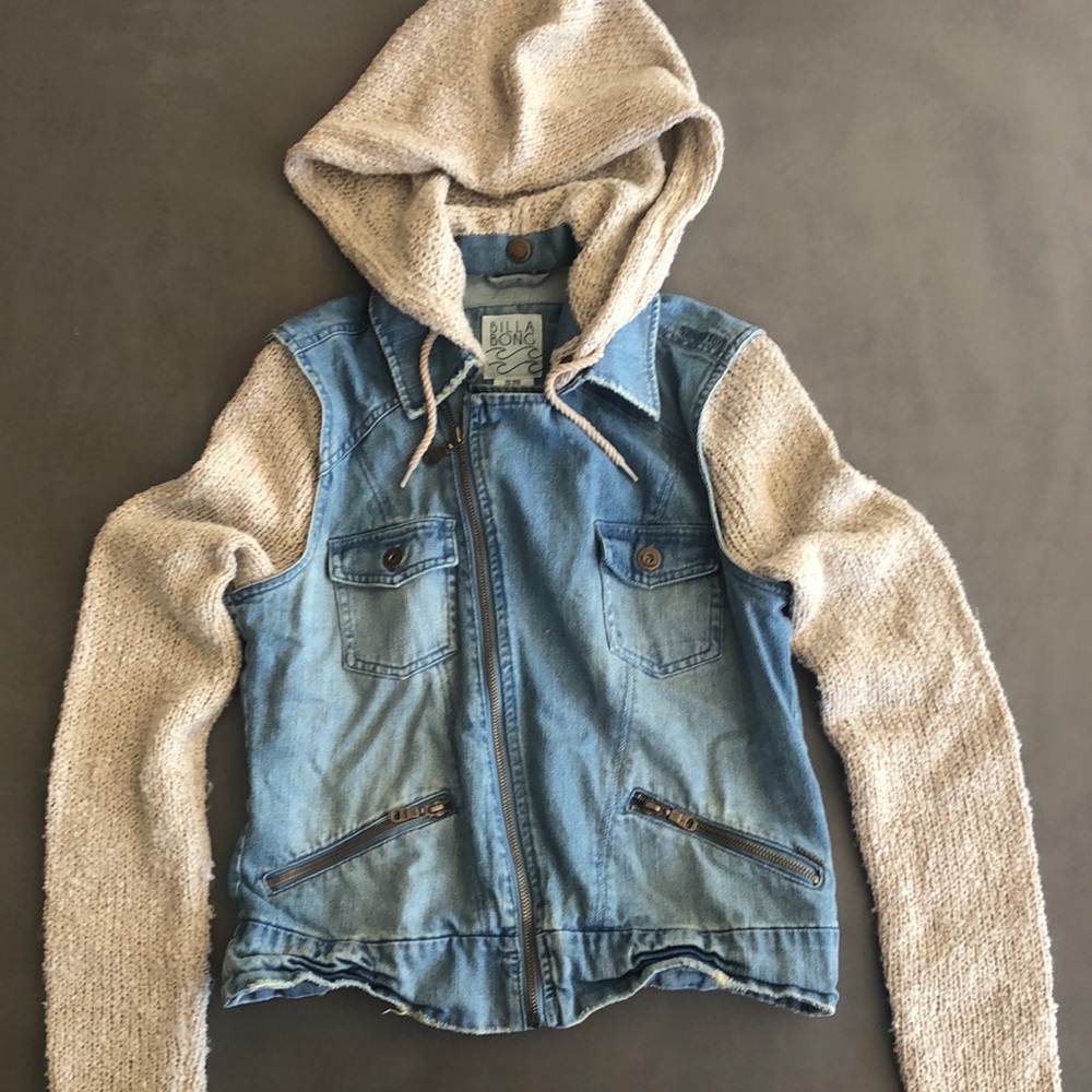 Jean jacket/Sweatshirt